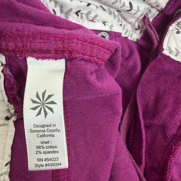 Athleta Women’s Loveland Corduroy Pant Raspberry Low Rise Stretch Cord Size 6P - Picture 11 of 12